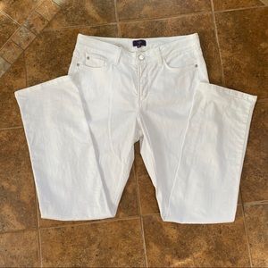 NYDJ Petite Marilyn Straight Jeans in White